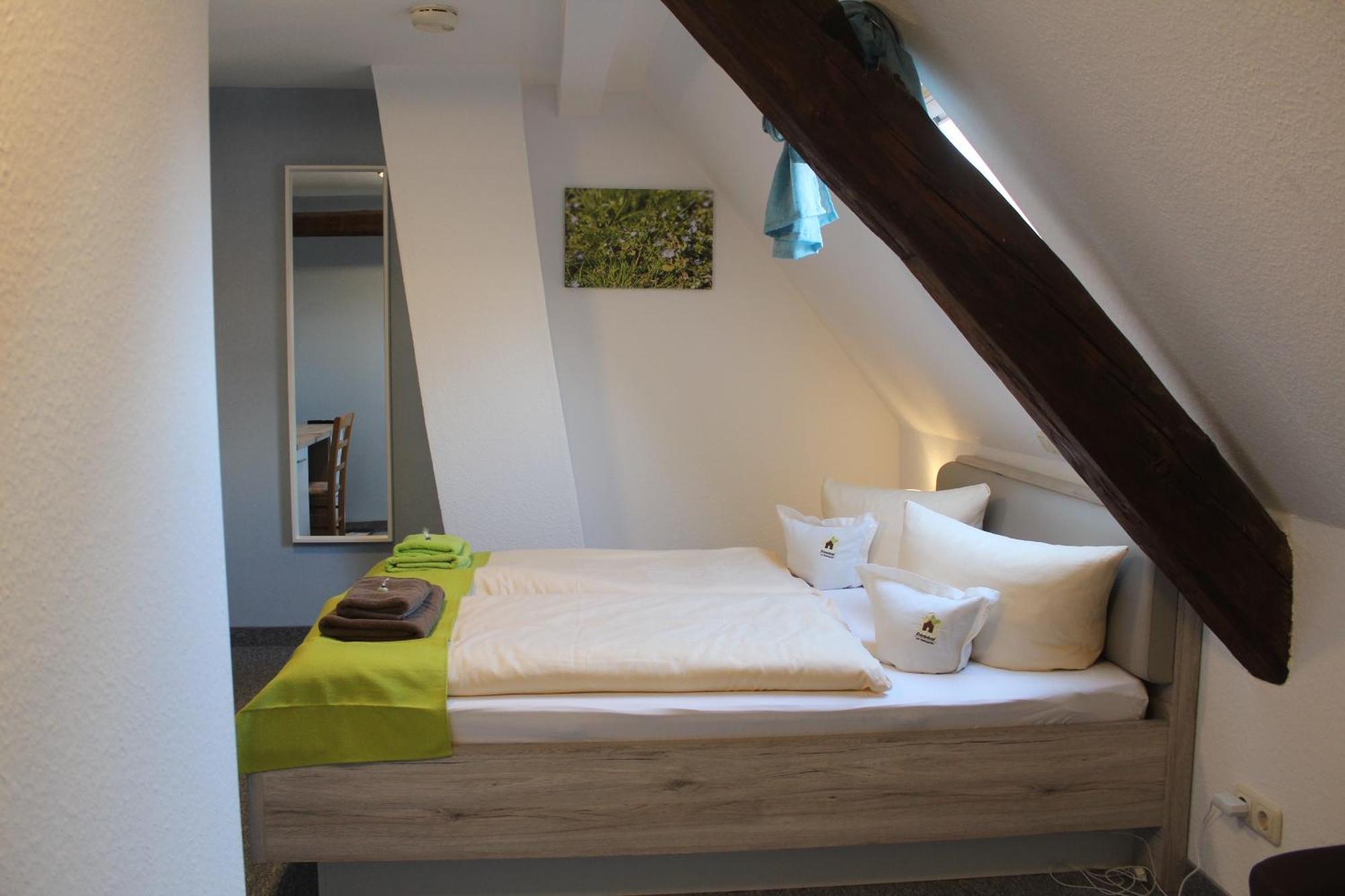 Kraeuterhotel Garni Zur Klostergrotte Nohra  Esterno foto