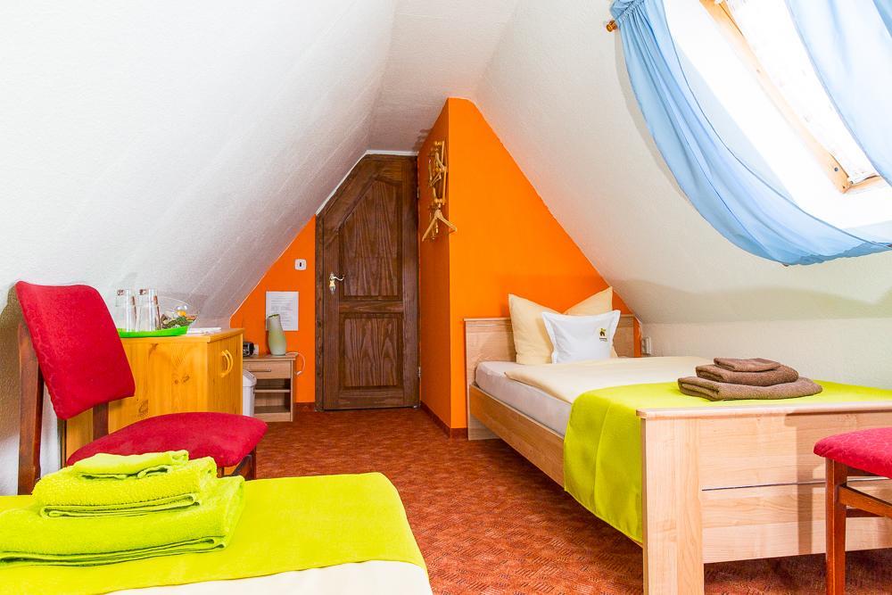 Kraeuterhotel Garni Zur Klostergrotte Nohra  Esterno foto