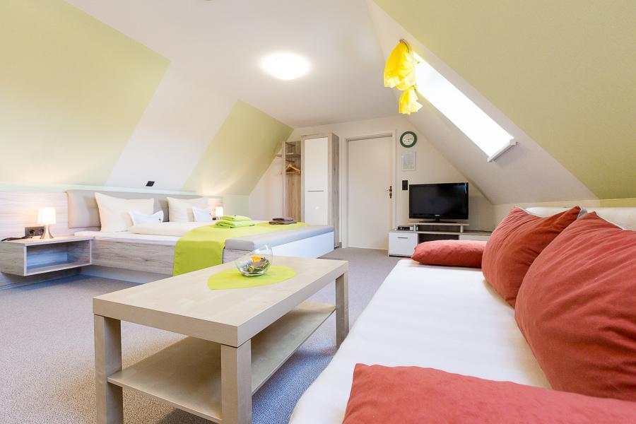 Kraeuterhotel Garni Zur Klostergrotte Nohra  Esterno foto