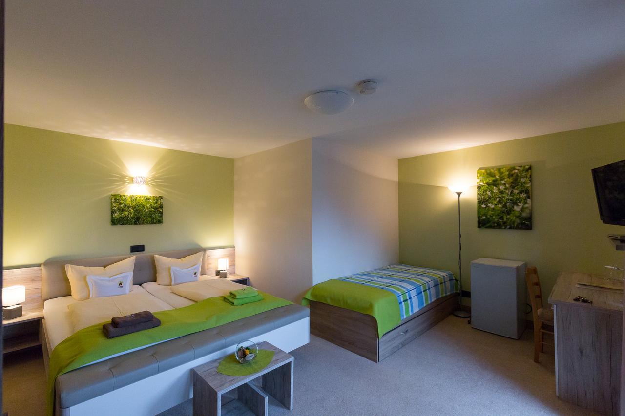 Kraeuterhotel Garni Zur Klostergrotte Nohra  Esterno foto