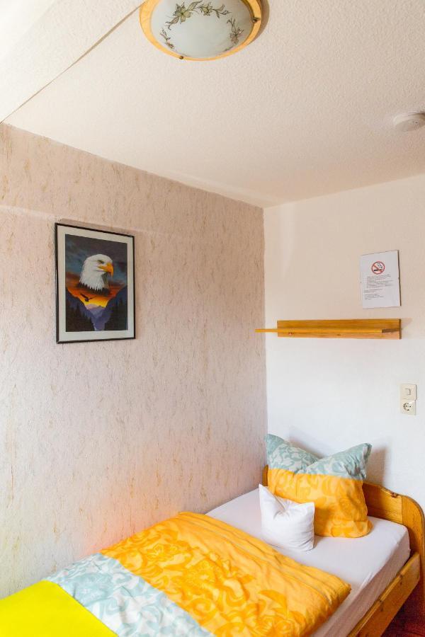 Kraeuterhotel Garni Zur Klostergrotte Nohra  Esterno foto